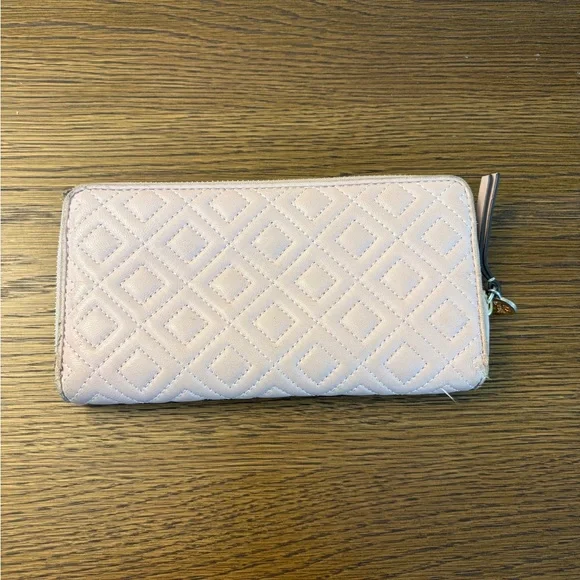 Tory Burch Quilted Blush Pink Leather Wallet - Picture 5 of 9
